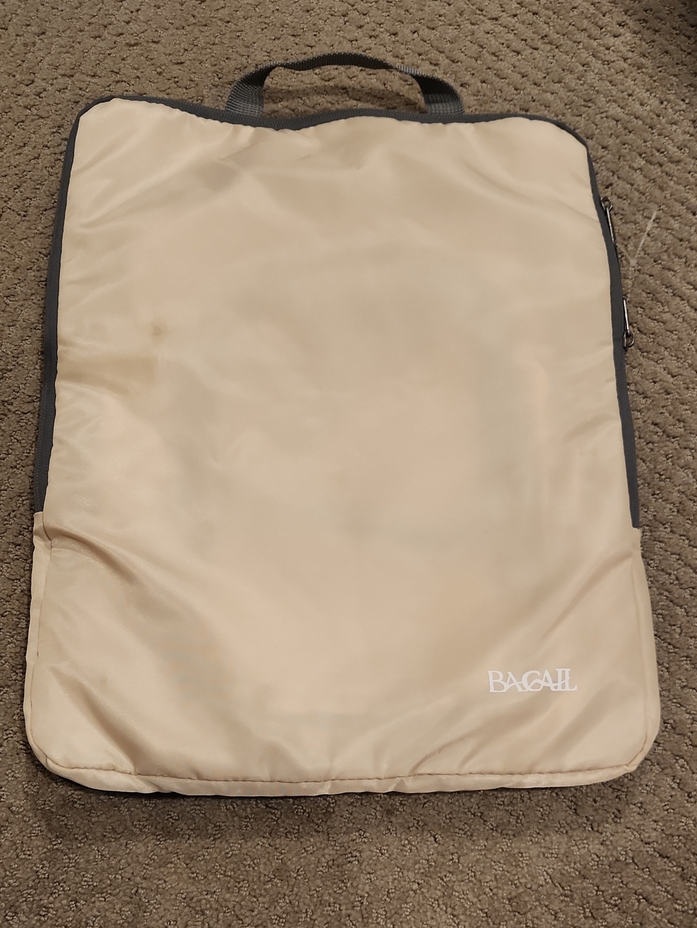 4 Piece Bagail Beige Travel Garment Bags